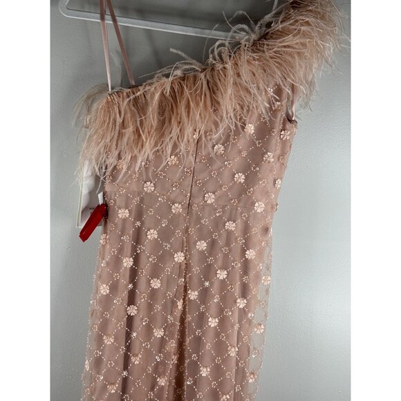 Mac Duggal 68139 Floral Sequin Ostrich Feather One-Shoulder Sheath Gown Size 4 - Picture 7 of 8